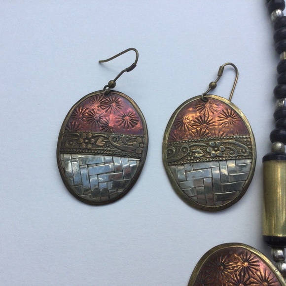 Vintage Mixed Metal Statement Necklace & Earrings - Picture 6 of 7